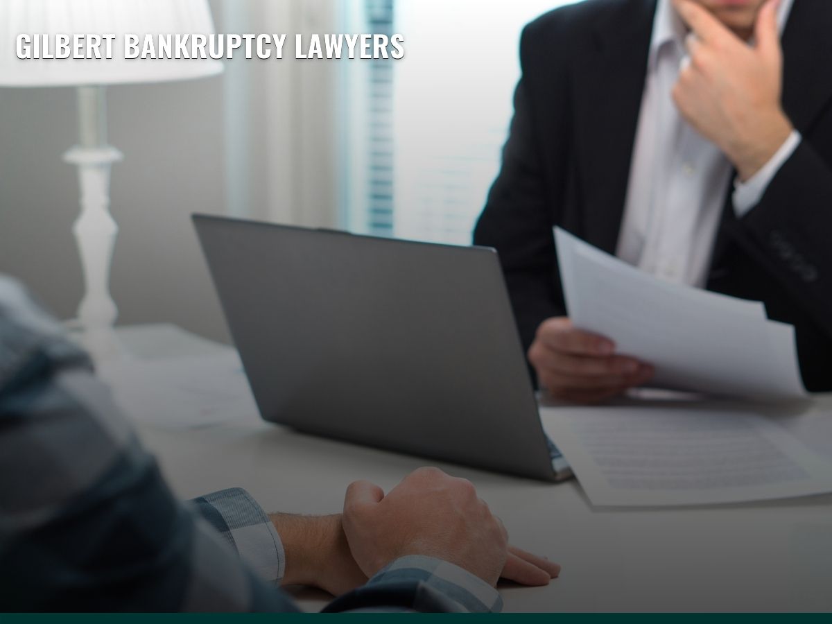 Man in a meeting with a bankruptcy Lawyer